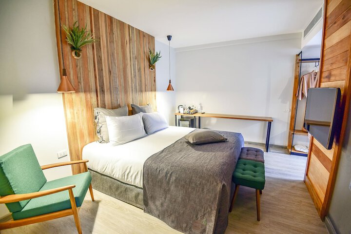 Room 4 of 46