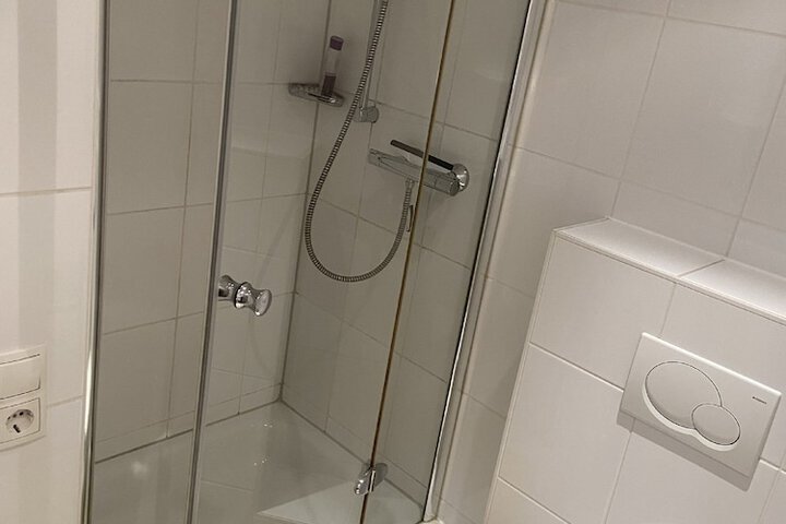 Room 19 of 23