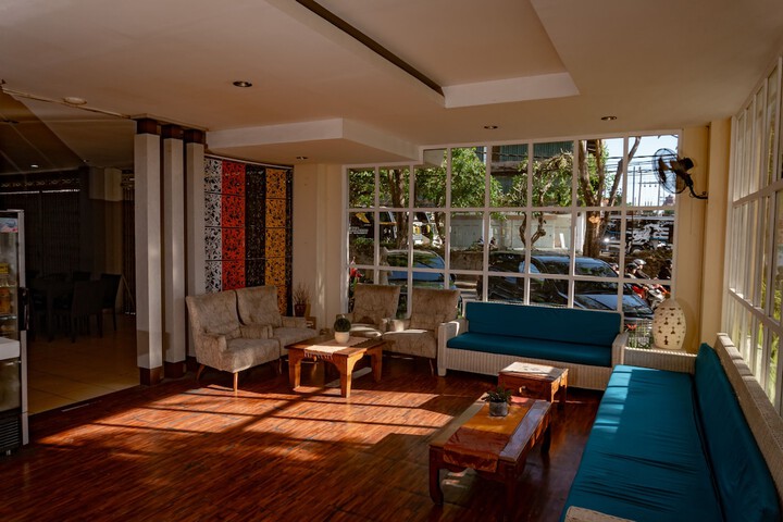 Hotel Interior 6 of 31