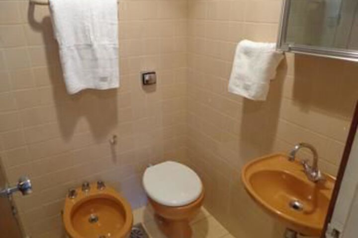 Room 2 of 29