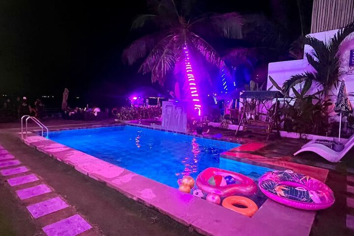 Pool 162 of 336