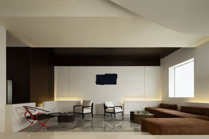 Hotel Interior 6 of 64