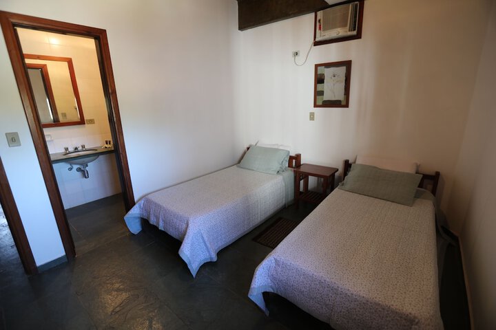 Room 3 of 11