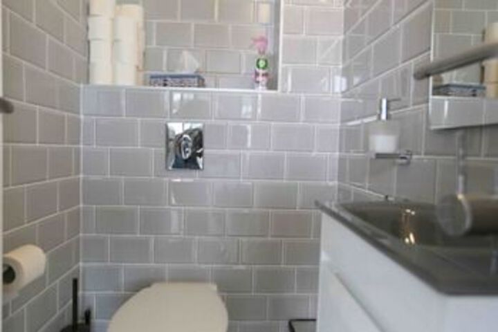 Room 3 of 22