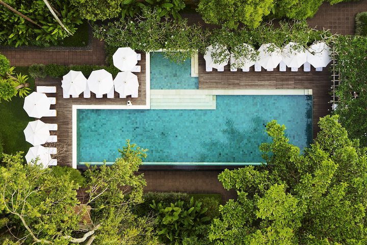 Pool 49 of 98