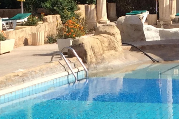 Pool 31 of 45