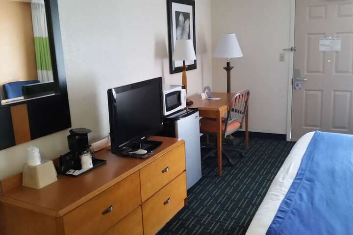Room amenity