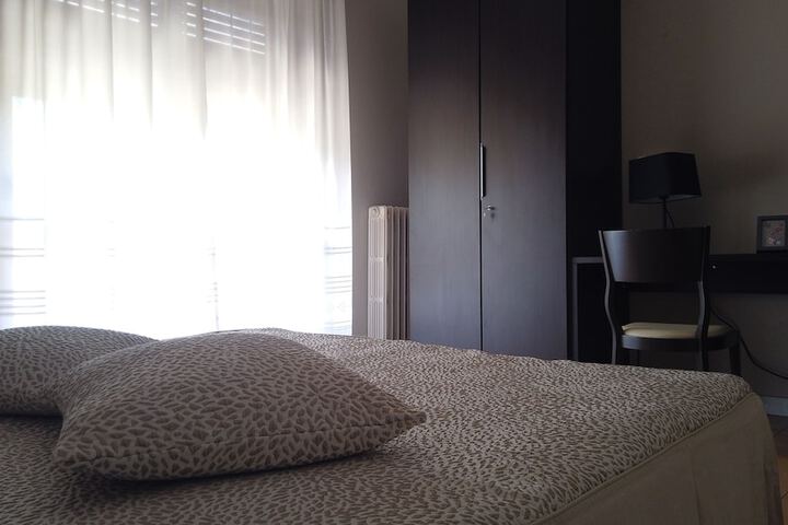 Room 8 of 15