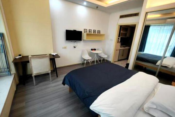 Shanghai Hongqiao Yueyi Apart Hotel
