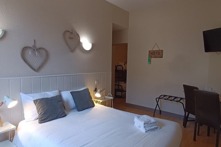 Room 27 of 55