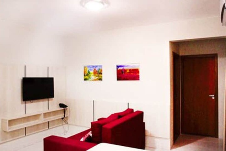 Room 17 of 39