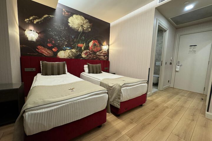 Room 26 of 59