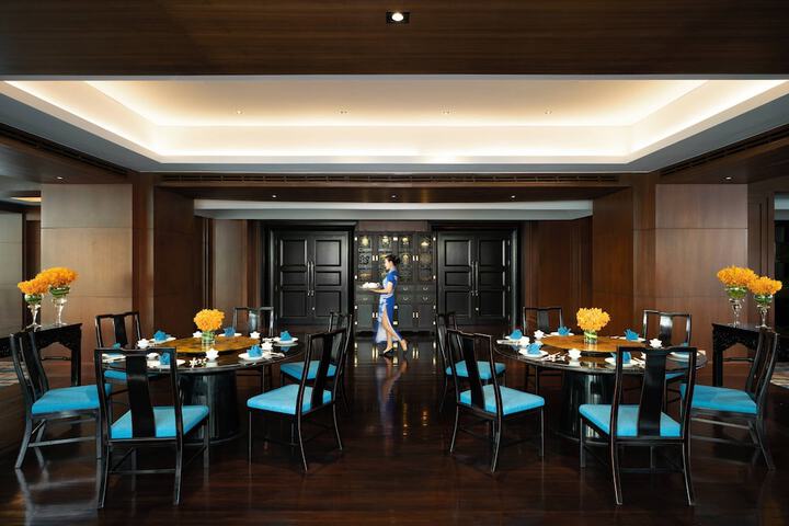 Dining 73 of 125