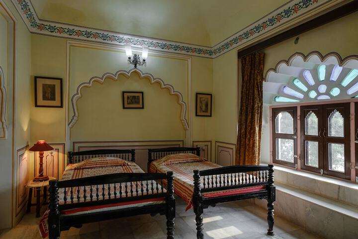 Room 11 of 70
