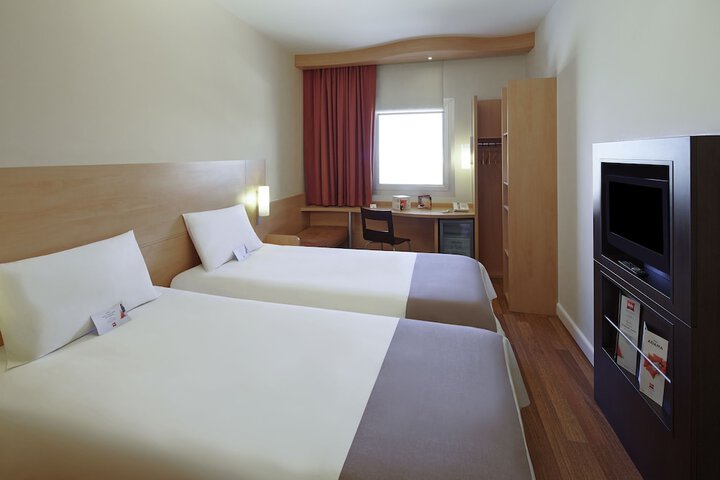 Room 9 of 54
