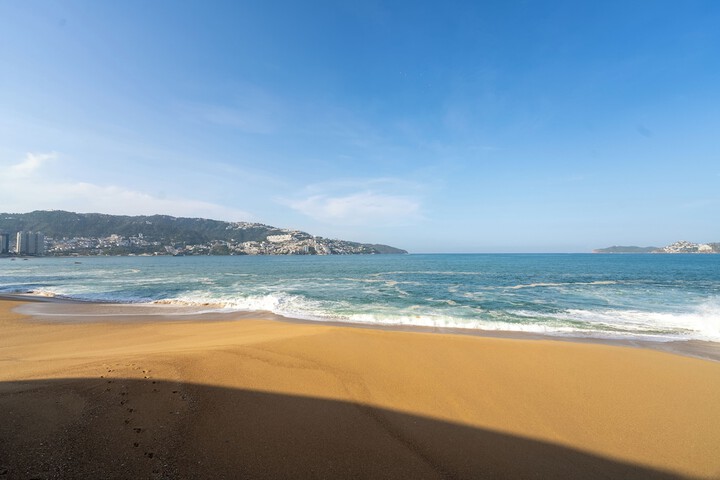 Beach 148 of 165