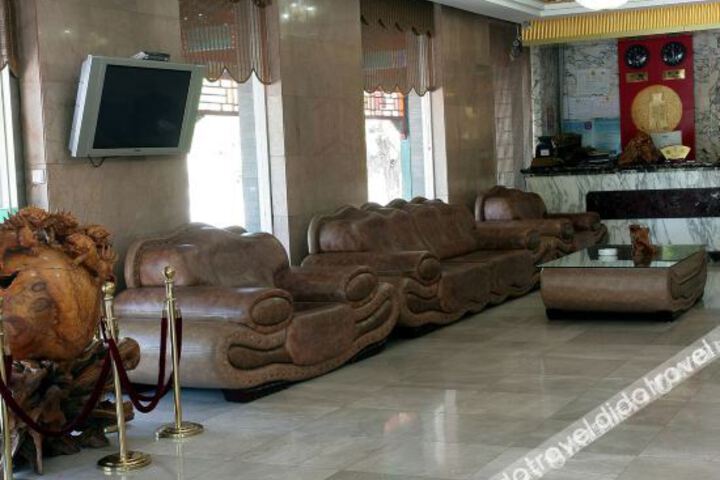 Hotel Interior 14 of 28