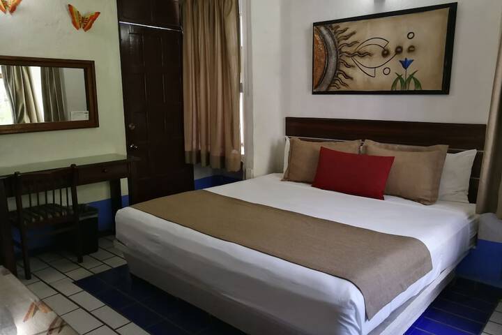 Room 12 of 43