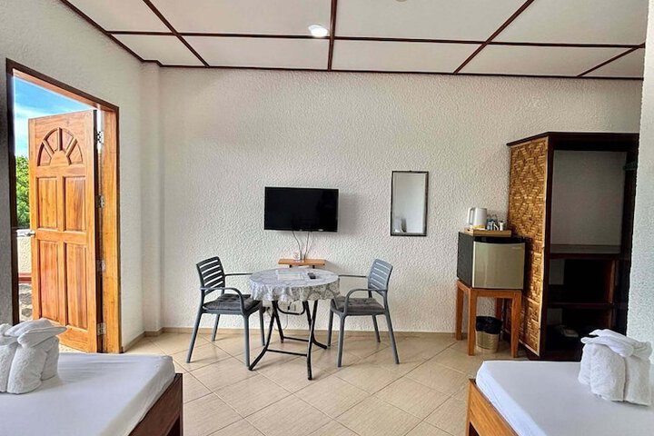 Room 25 of 123