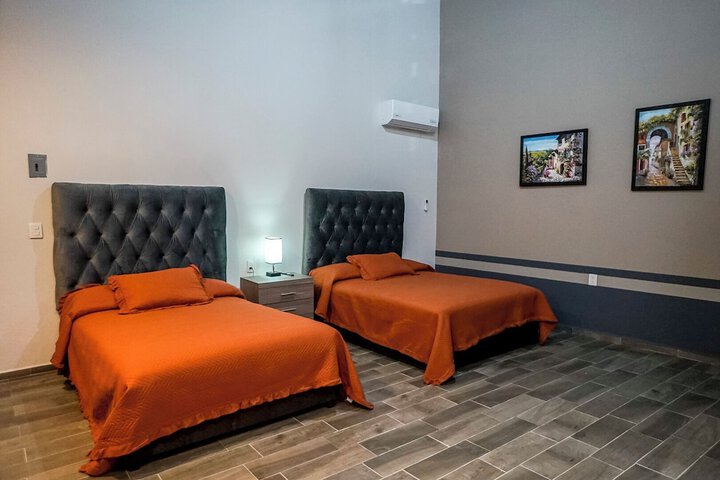 Room 19 of 48