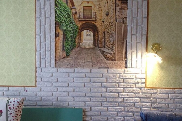 Room 15 of 60