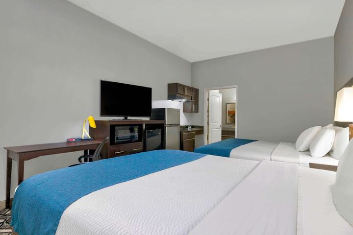 Room 14 of 26