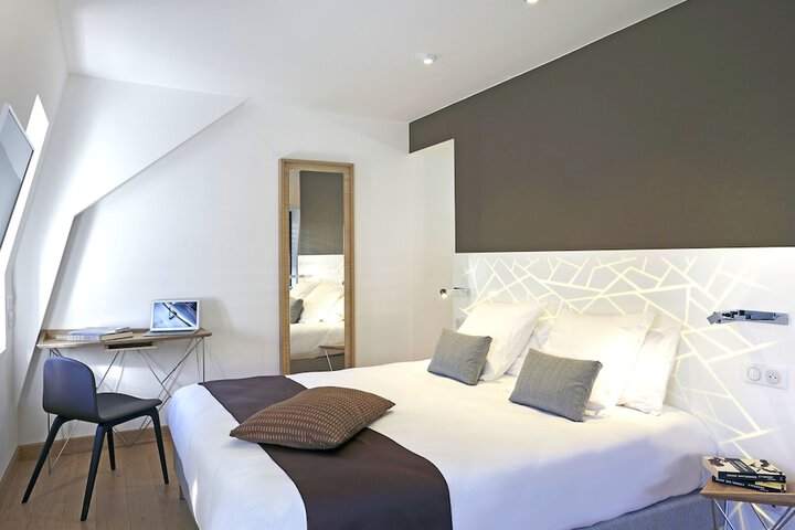 Room 5 of 53