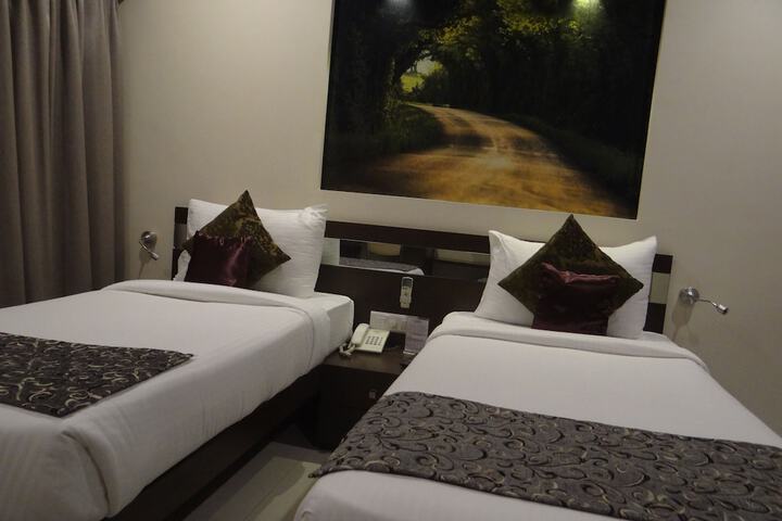 Room 3 of 24