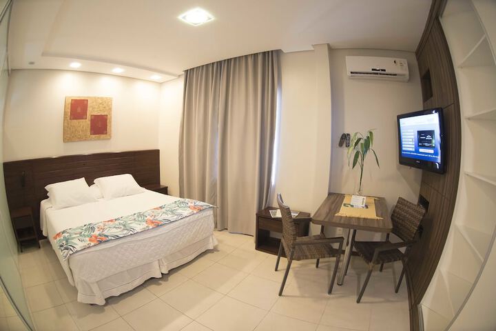 Room 6 of 159