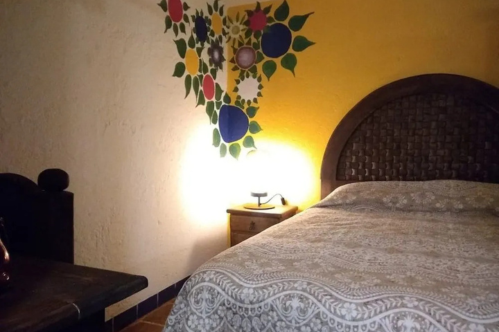 Room 3 of 12