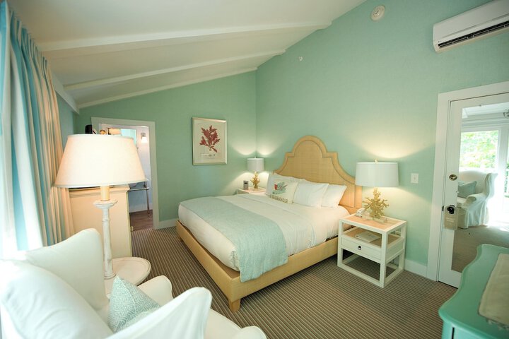Room 25 of 181