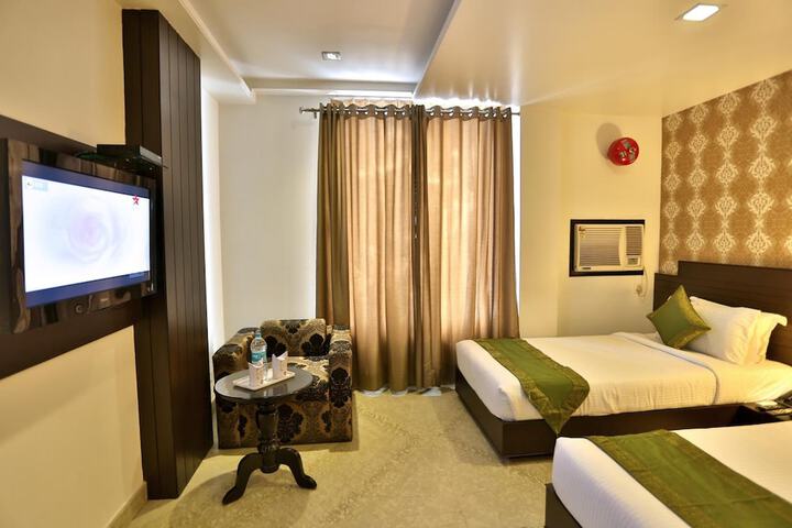 Room 18 of 44