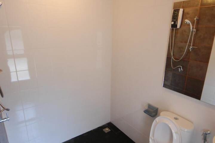 Room 18 of 47