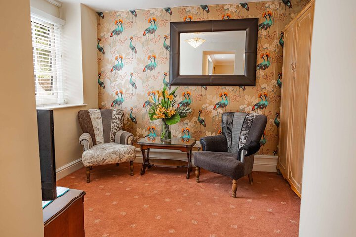 Room 54 of 122