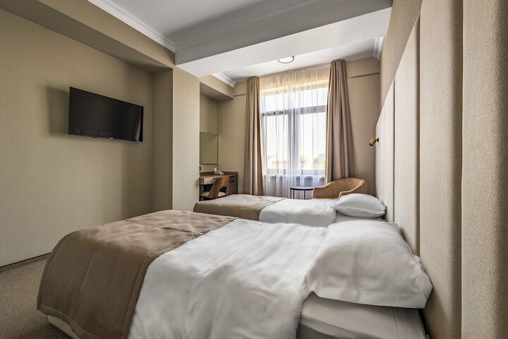 Room 37 of 113