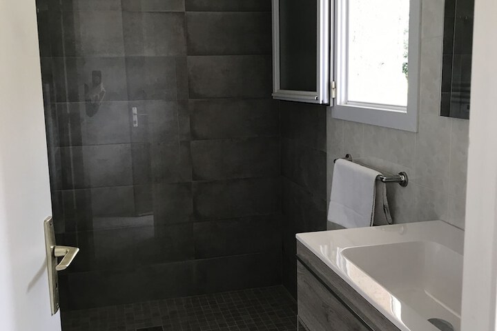 Room 28 of 58