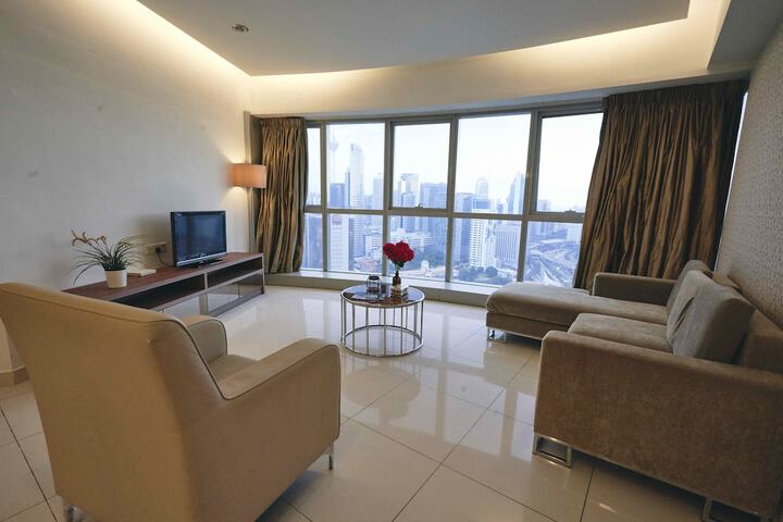 Room 12 of 43