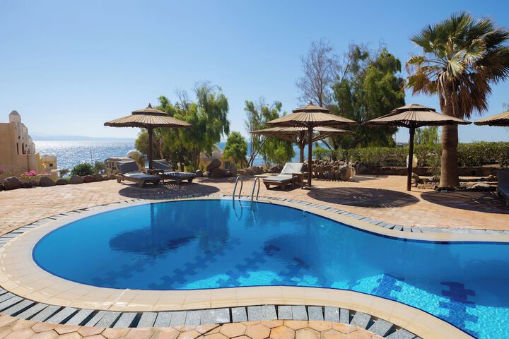 Pool 54 of 107