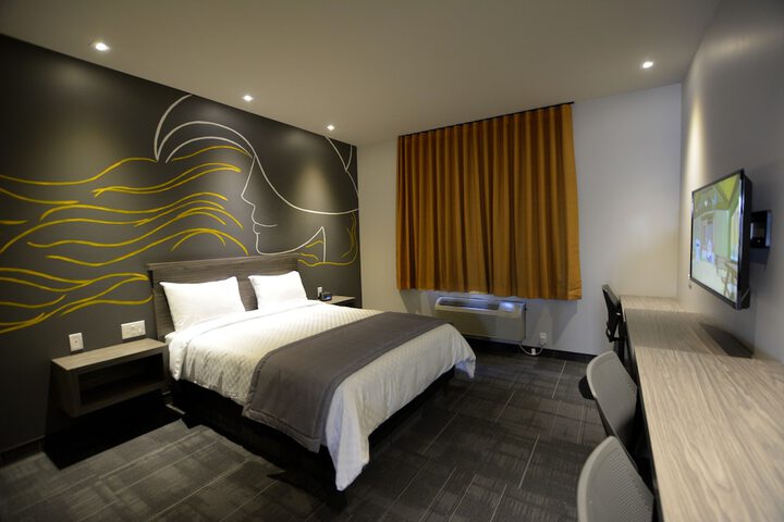Room 16 of 29
