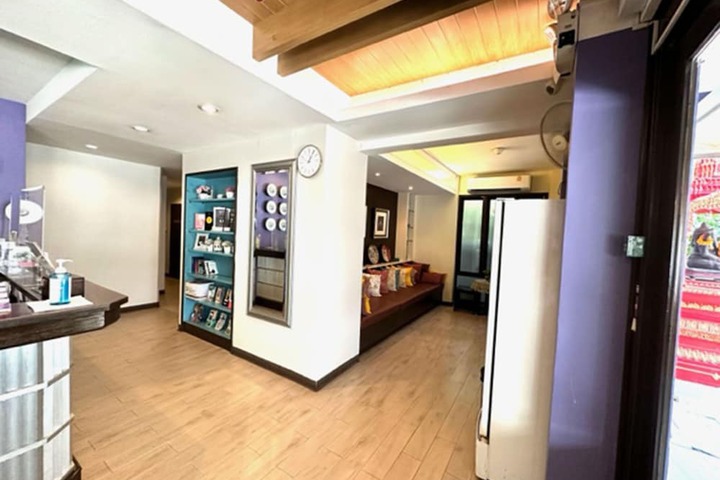 Hotel Interior 9 of 61