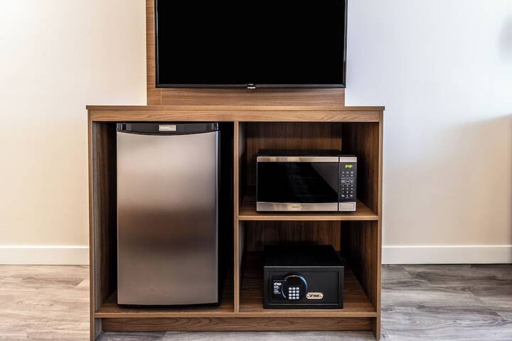 Mini-refrigerator