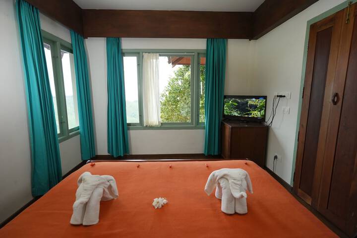 Room 11 of 114