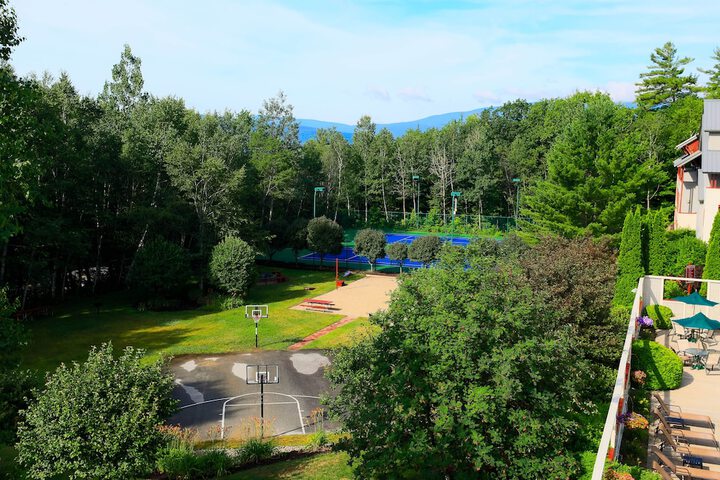 Hotel Exterior 85 of 85