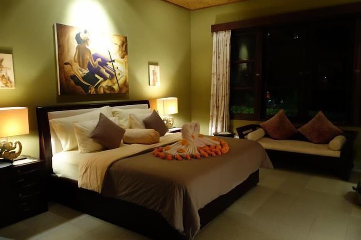 Room 3 of 26