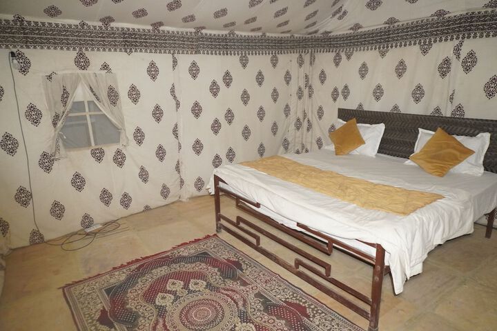 Room 25 of 85