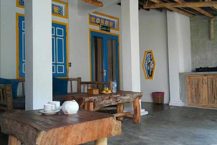 Room 3 of 43