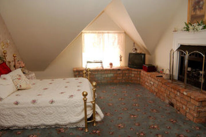 Room 41 of 68