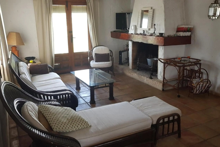Room 6 of 26