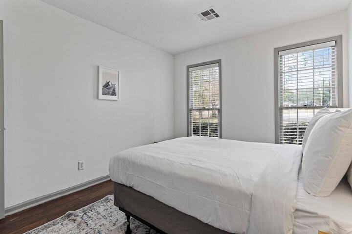 Room 4 of 47