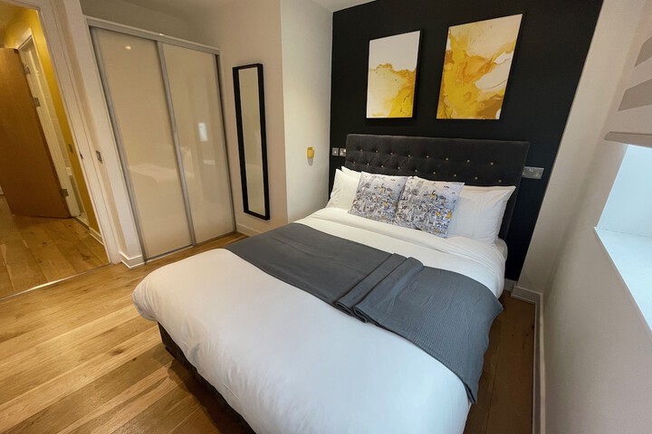 Room 78 of 296